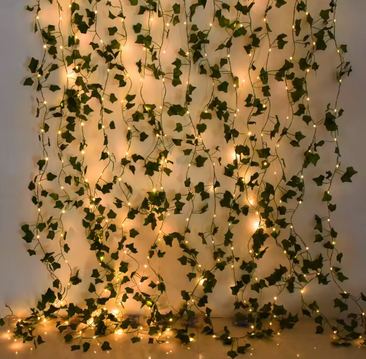 Green ivy leaf vine with LED